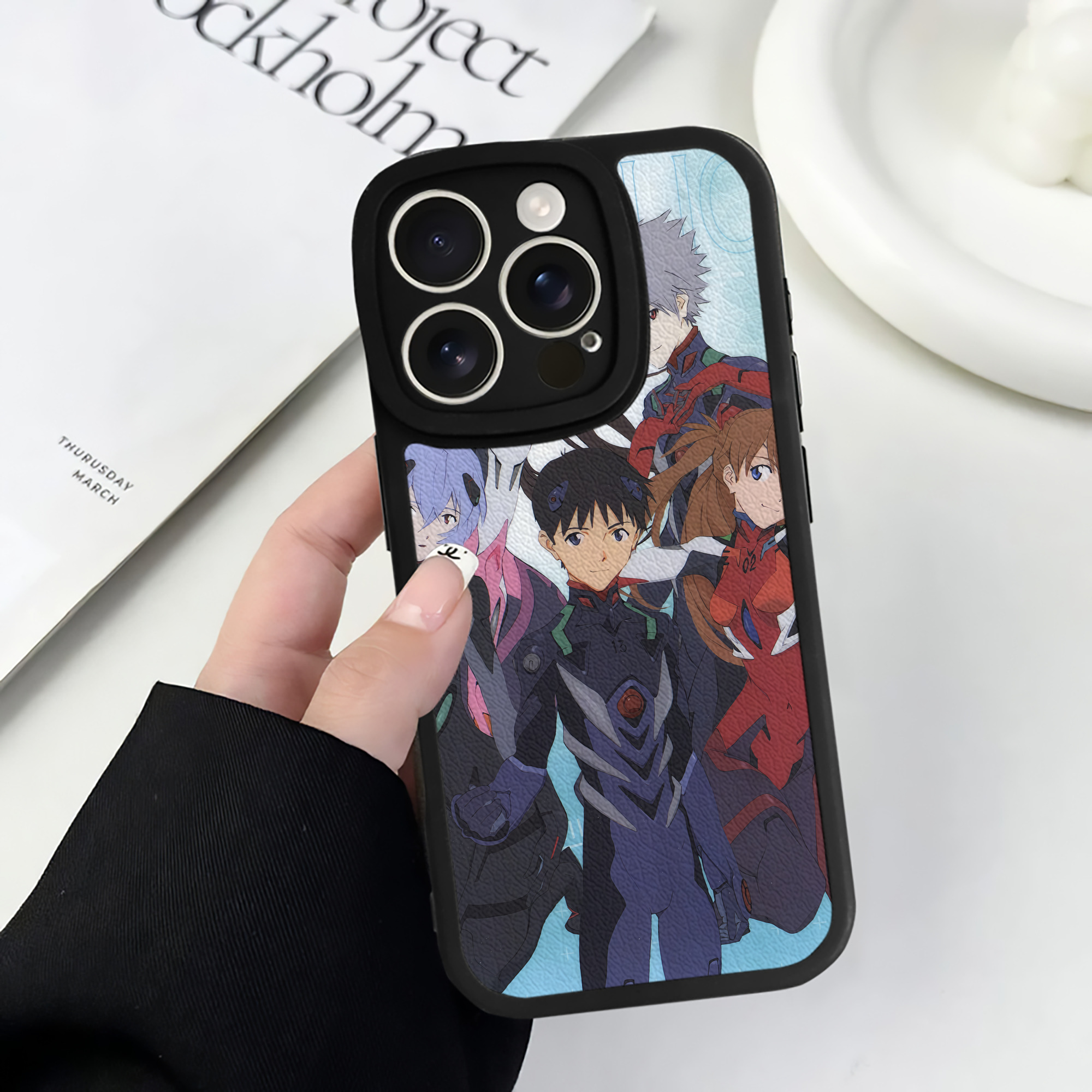 （画像用） EVA 新世紀エヴァンゲリオン 【iPhone 16シリーズ対応】シリコンスマホケース（レザー調） 材質：シリコン